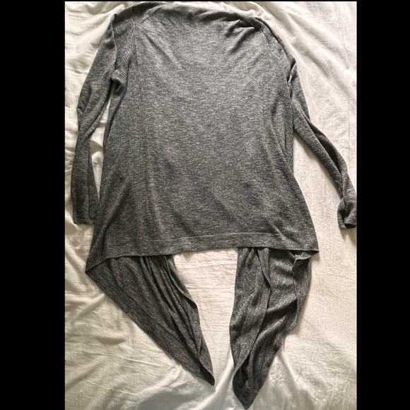 Vince. Grey Asymmetrical Cardigan Size Small. - Picture 3 of 3